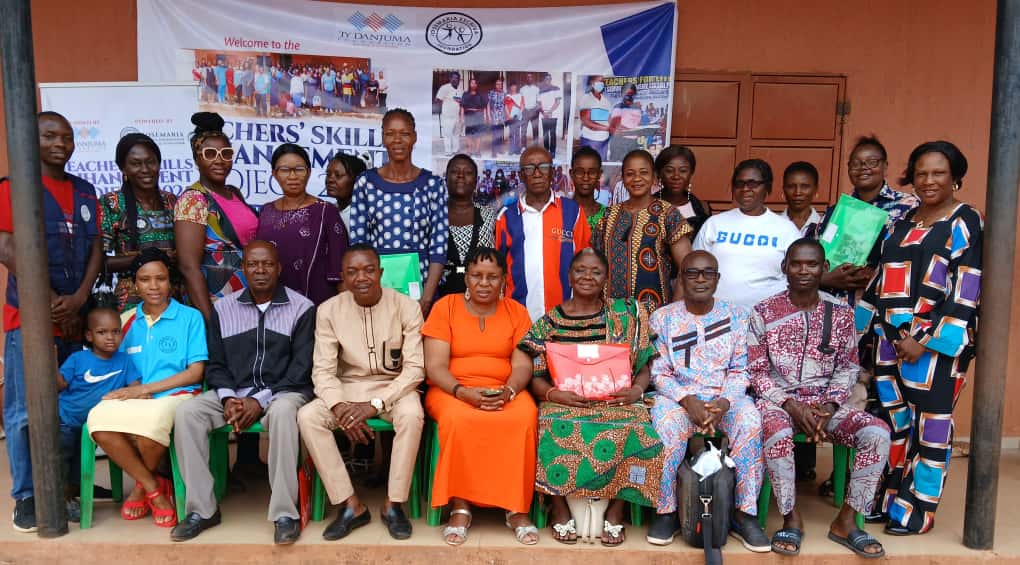 JOSÉMARIA ESCRIVA FOUNDATION