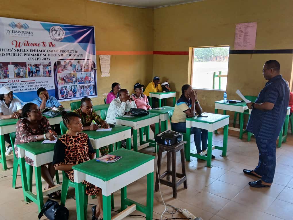 JOSÉMARIA ESCRIVA FOUNDATION