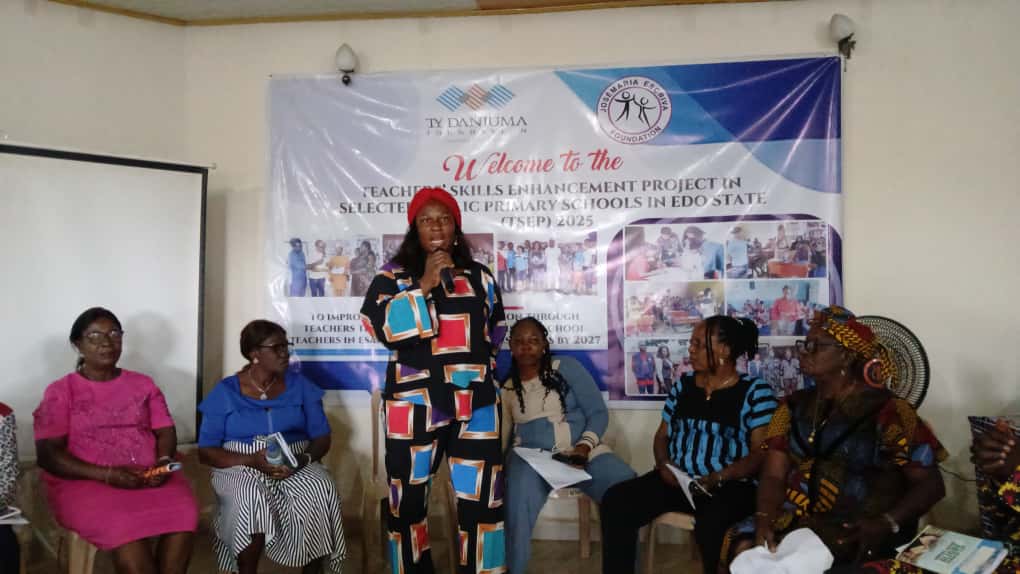 JOSÉMARIA ESCRIVA FOUNDATION